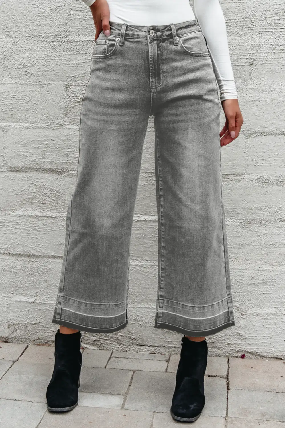 Straight Leg Loose High Waist Raw Jeans
