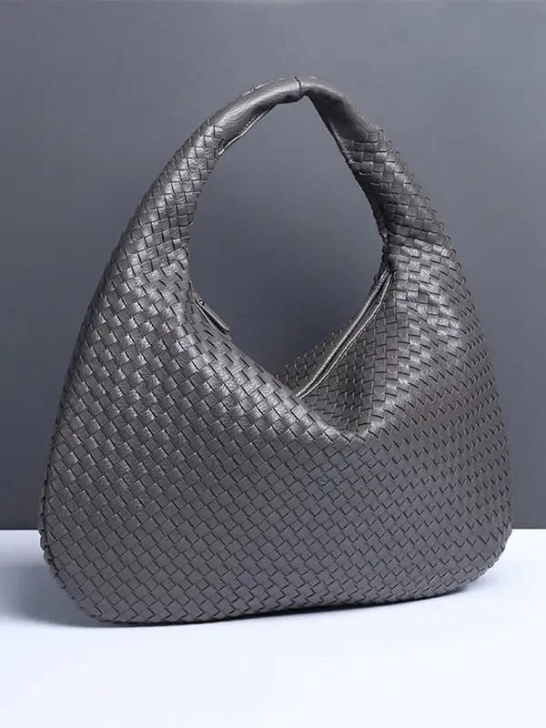 Woven Vintage Shoulder Bag