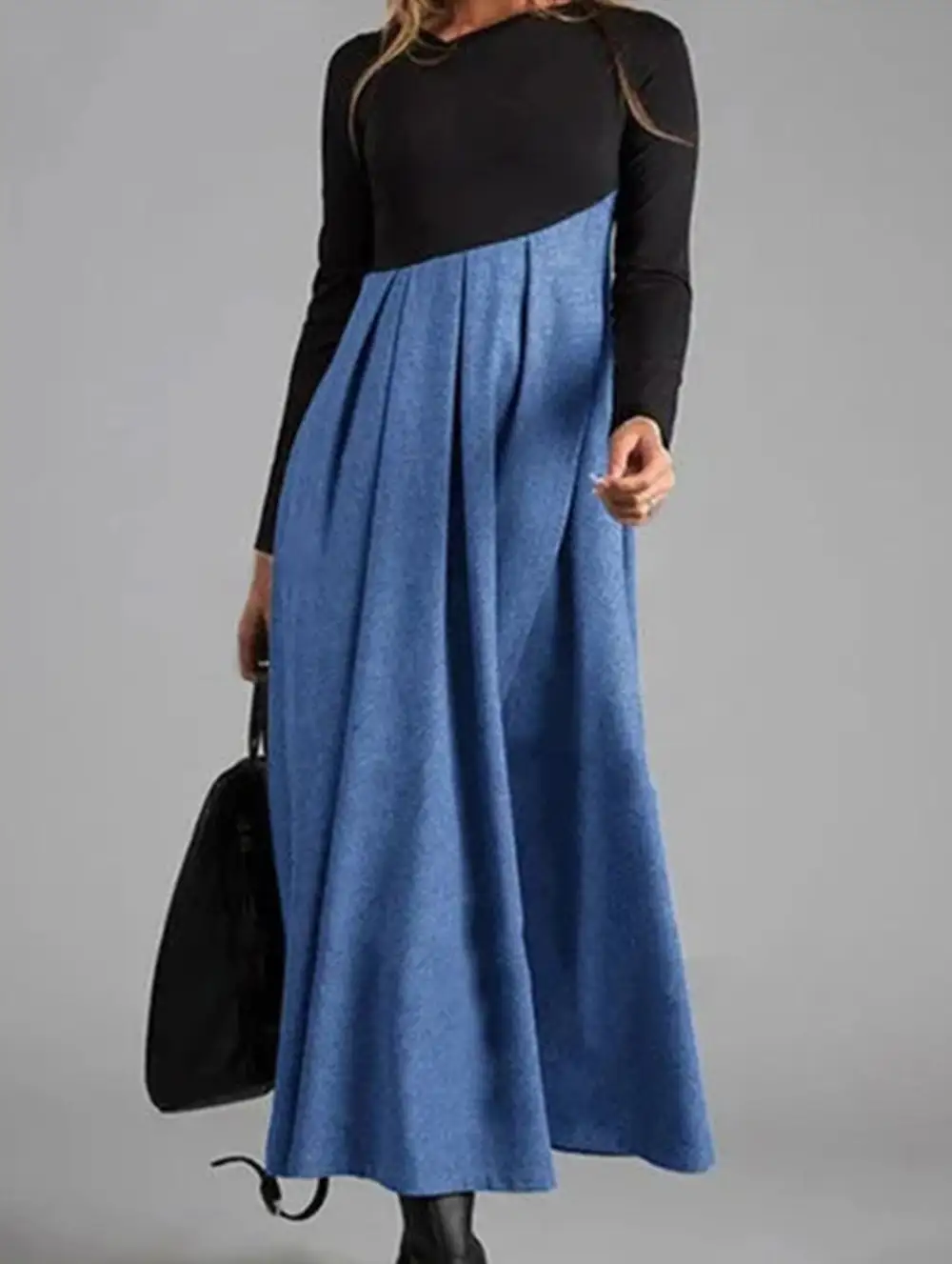 Contrast Detail V-Neck Long-Sleeved Dress