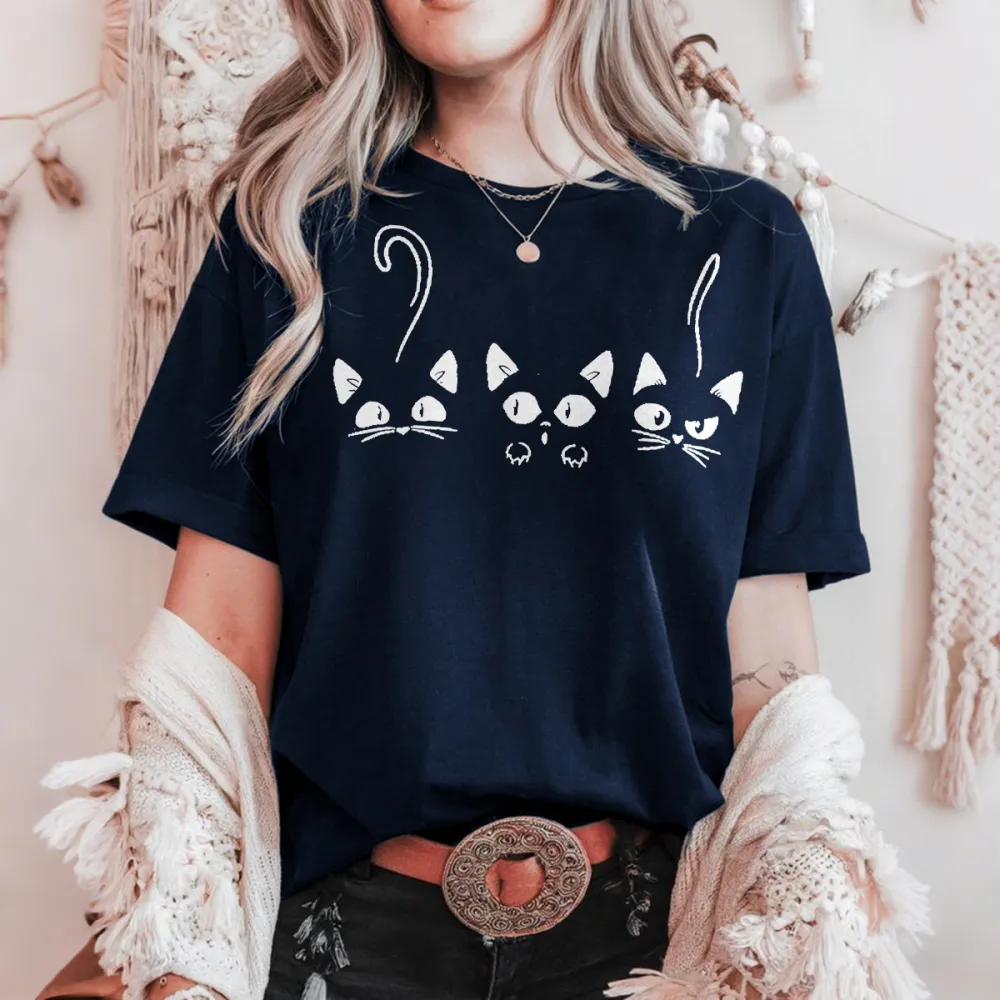 Women's Cat Peeking Graphic Short - Sleeve