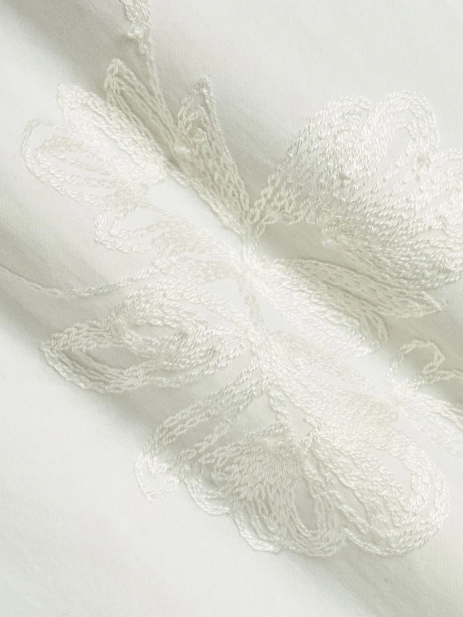 Bright white Tailored-Fit Dress Shirt with Floral Embroideries