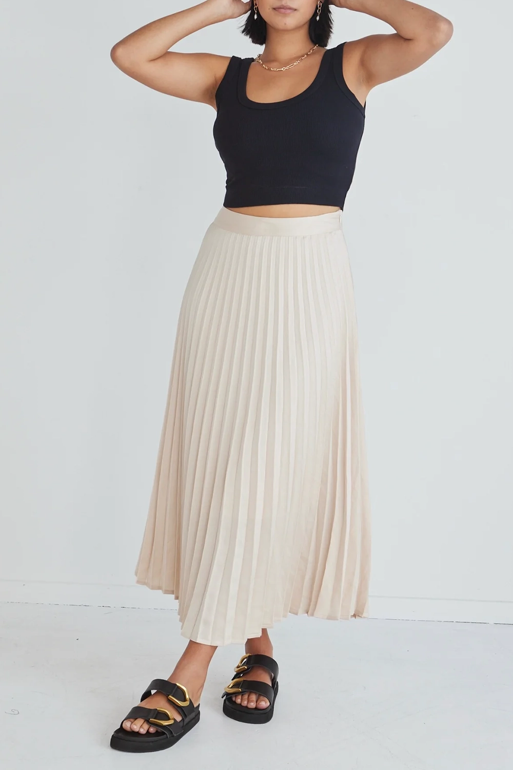 Black Ribbed Crop Tank Top