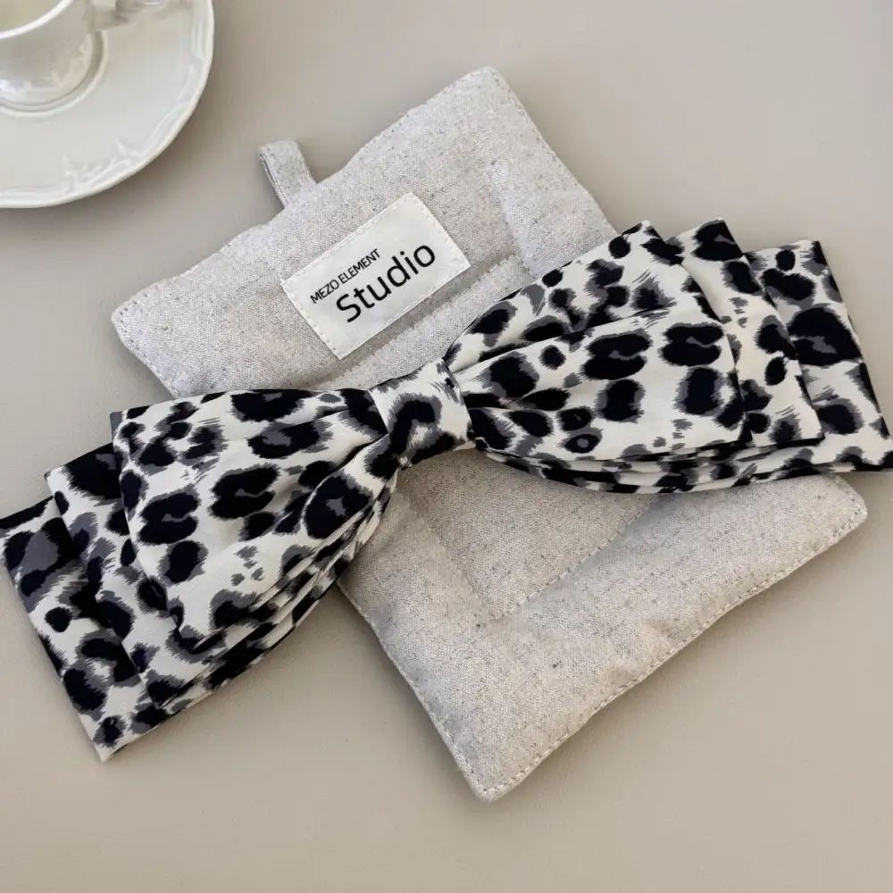 Layered Bow Patterned Clip