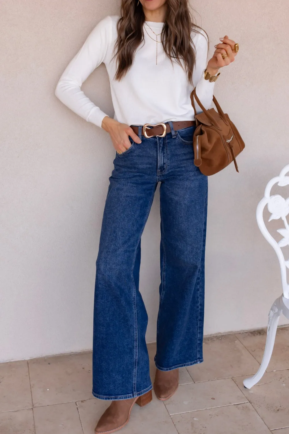 Versatile Essential Straight Leg Jeans