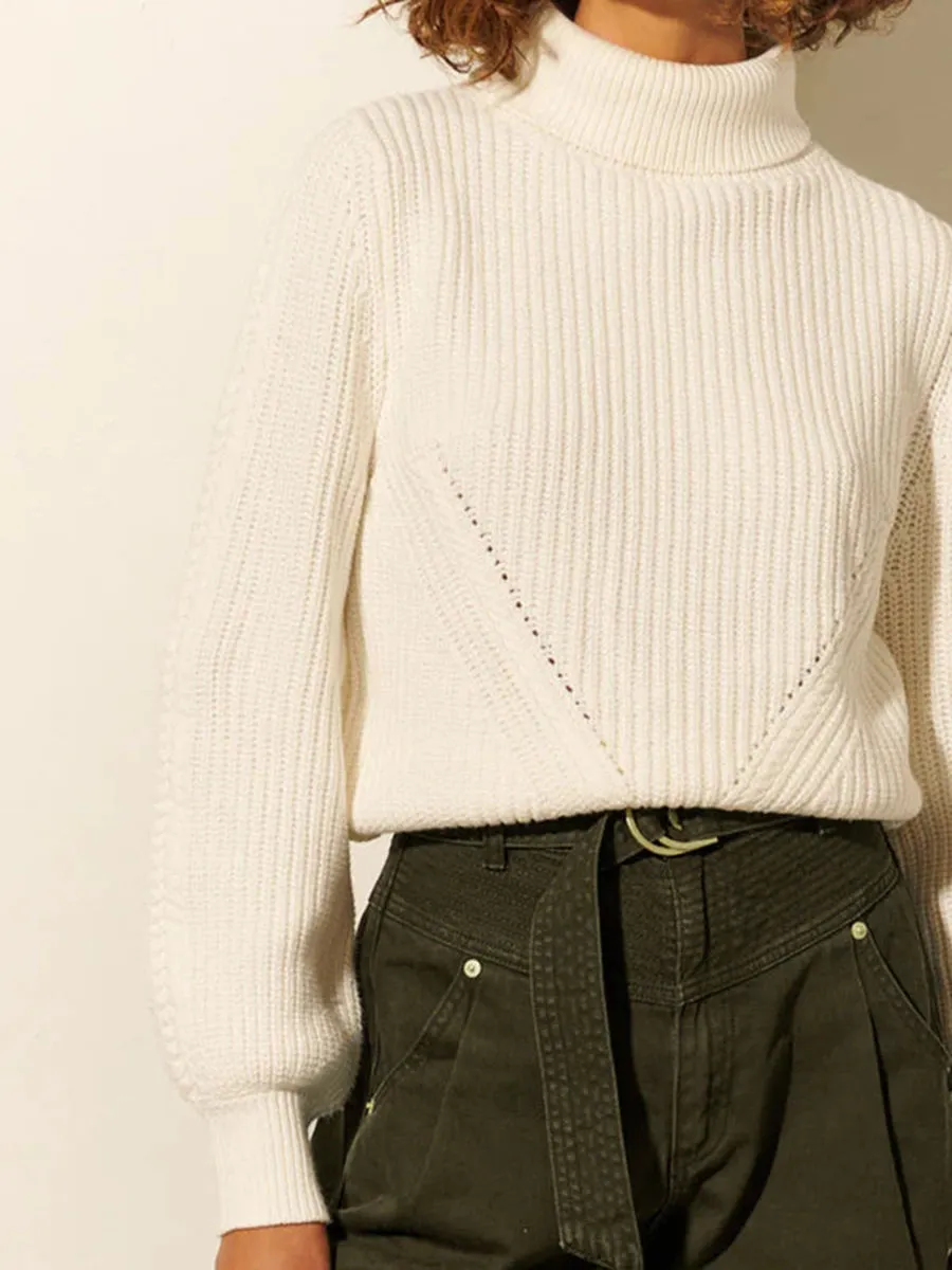 RIBBED TURTLENECK KNIT SWEATER