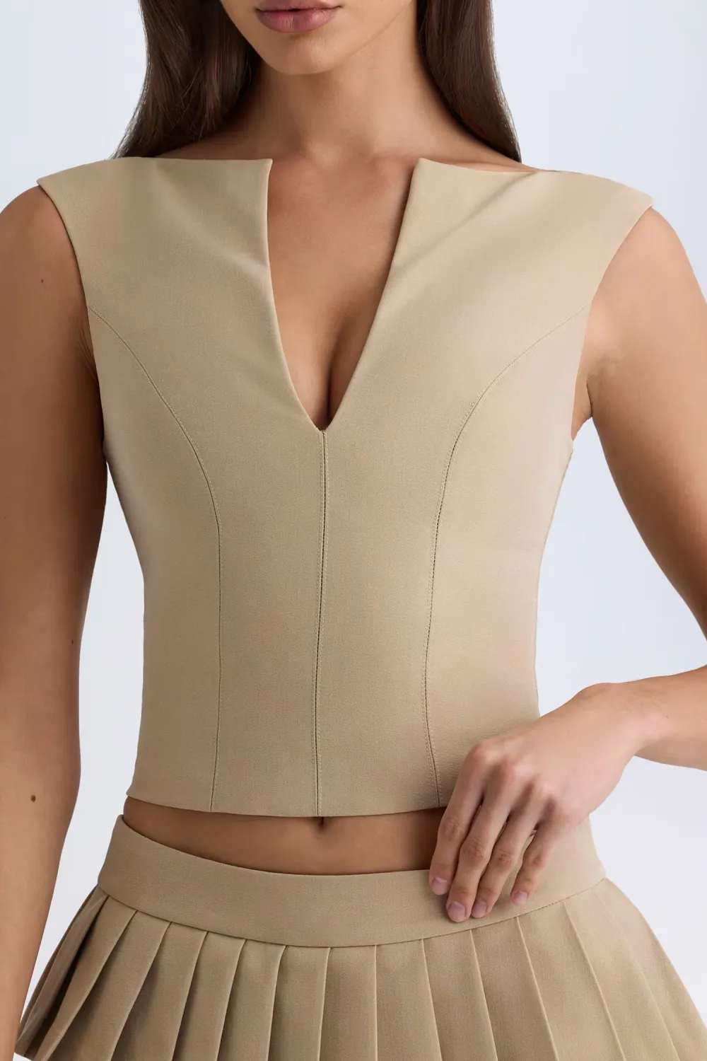 Trendy Short Solid Color Sleeveless Top