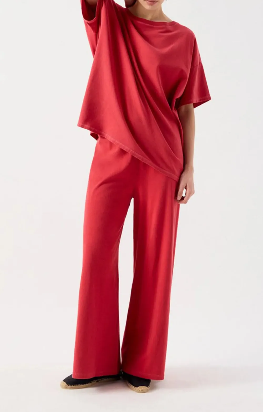 Women's Graceful Drape Wide Leg Trousers