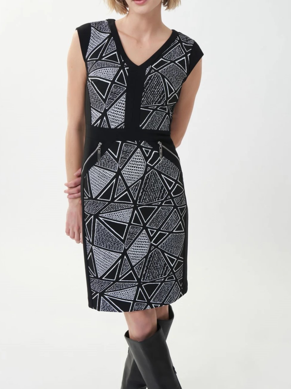 Black and White Geometric Sleeveless Dress