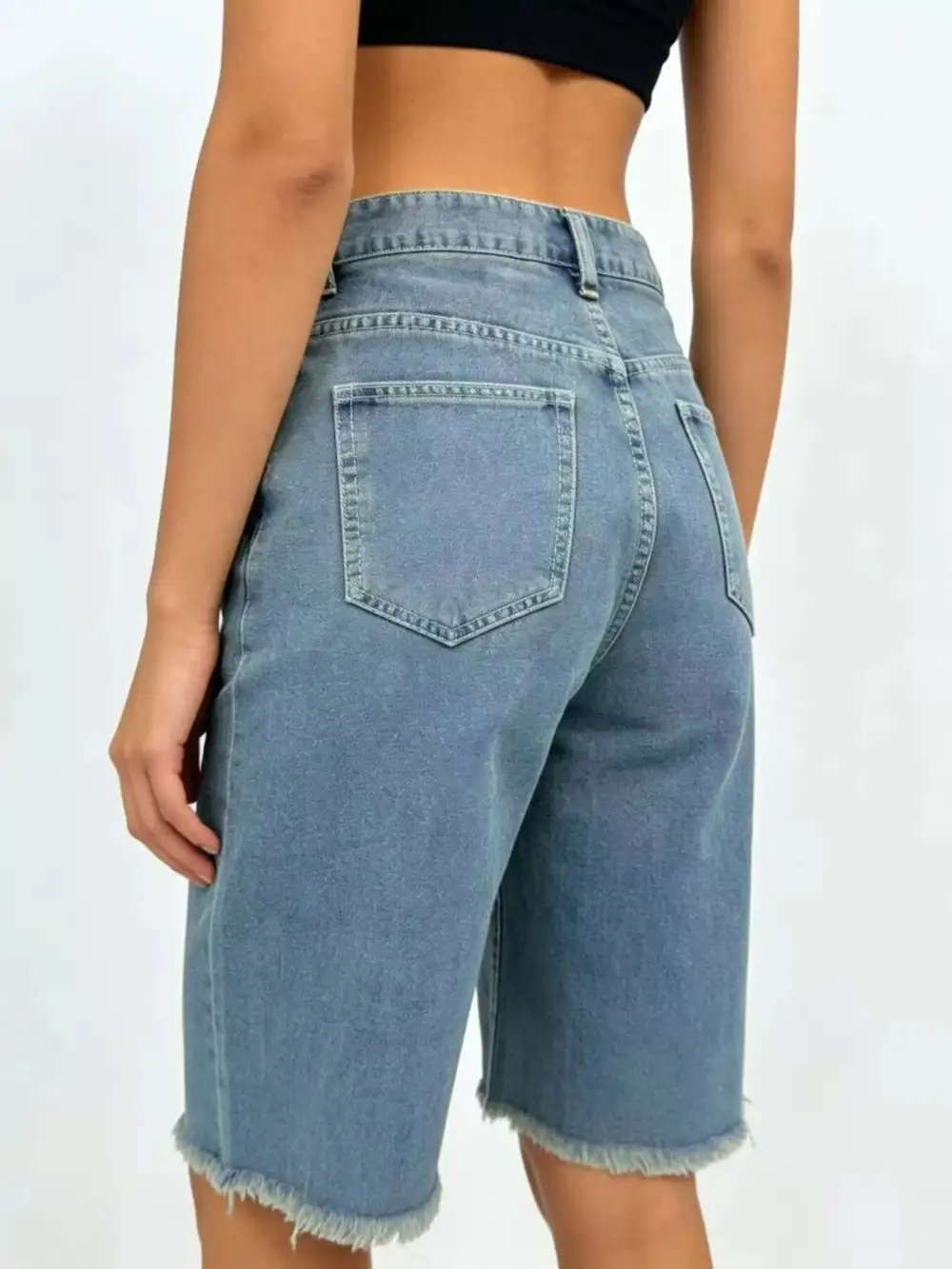 Weekend Raw Hem Frayed Hem Frayed Pocketed Shorts