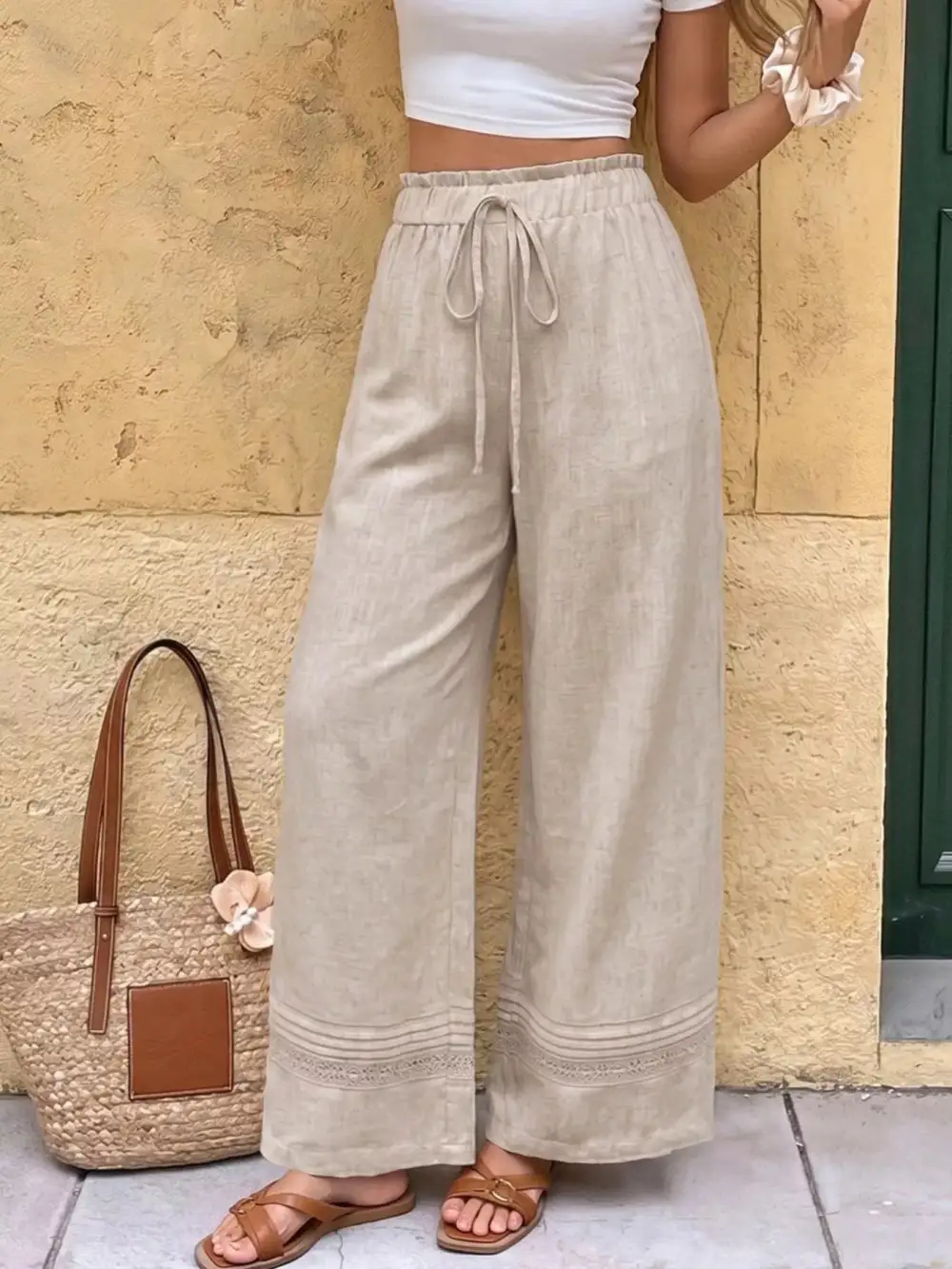 Relaxed Drawstring Wide Leg Pants