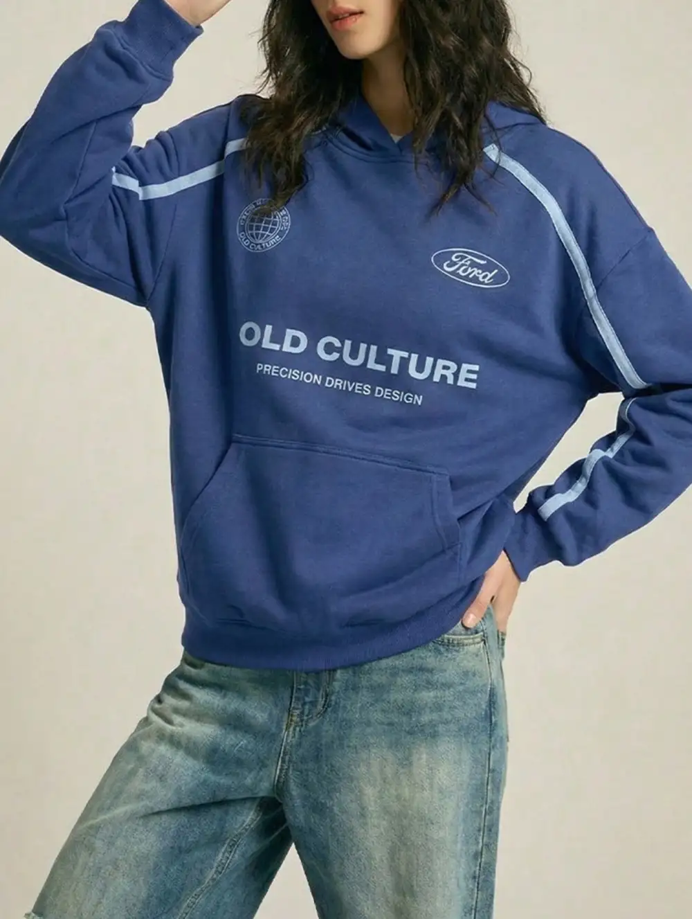 Relaxed Hooded Pullover Sweatshirt