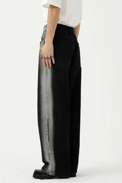 Effortless Washed Pocketed Stretch Straight Leg Jeans