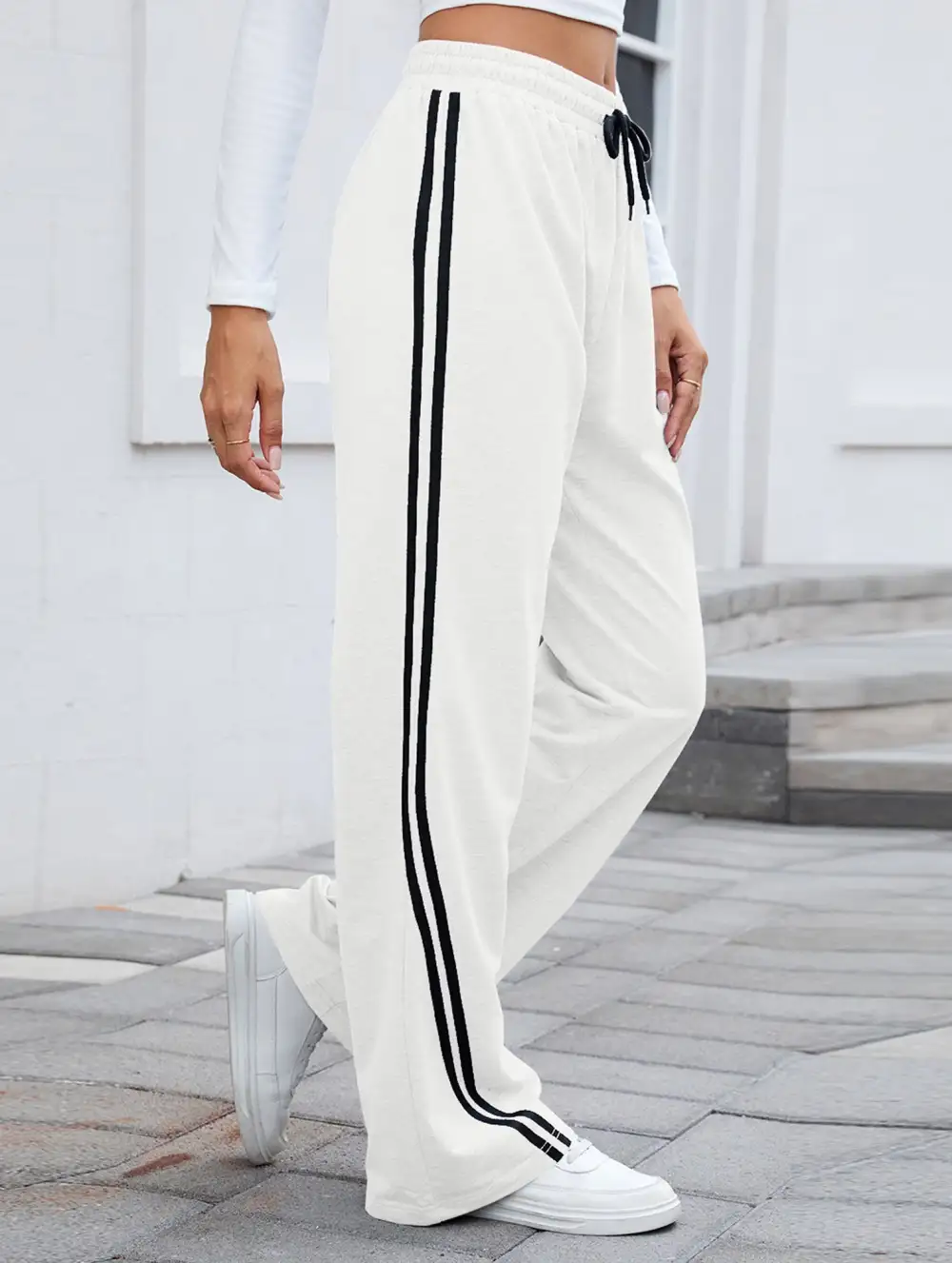 Tie Waist Wide-Leg Sweatpants
