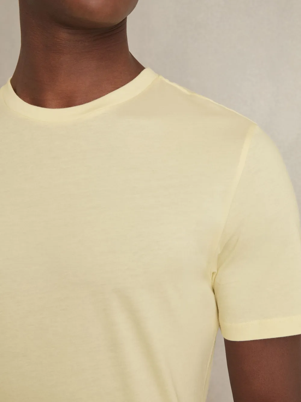 Classic All-Match Round Neck Short Sleeves