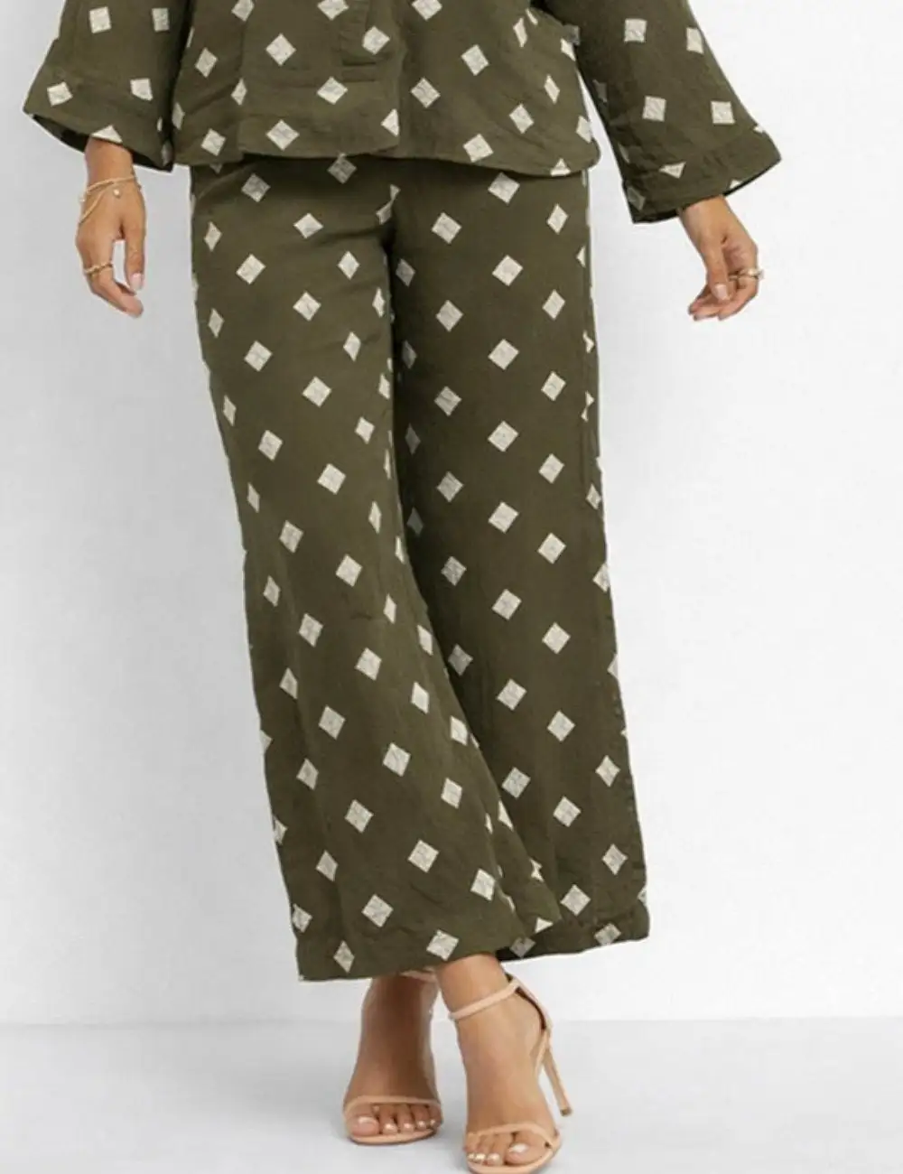 Chic Diamond Embroidery Elastic Waist Pants