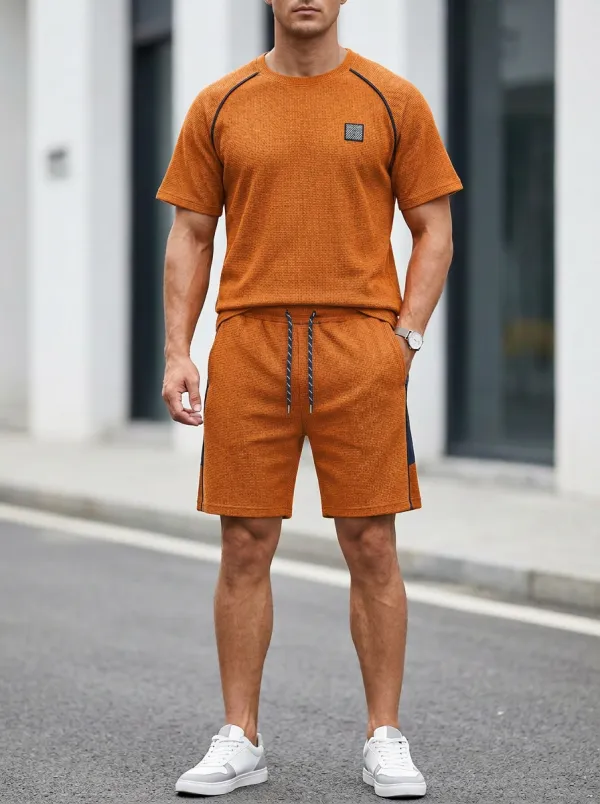Casual Textured Detail Casual Look Men's T-Shirt And Shorts Set