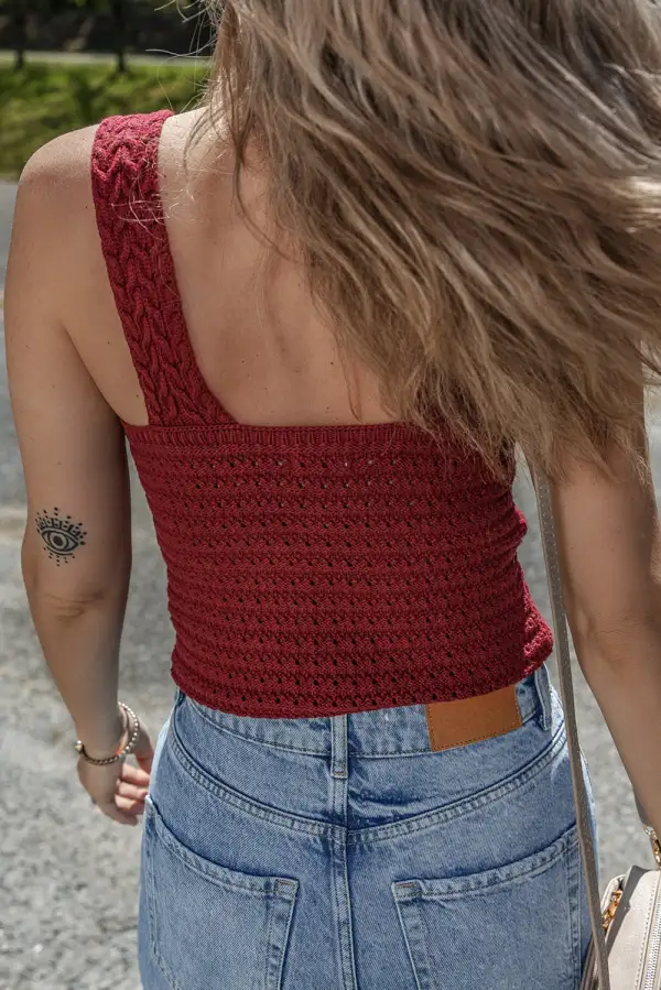 Cable Knit Pointelle Fitted V-Neck Sweater Vest