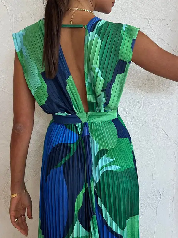 Loose Pleated Printed Sleeveless Neck Maxi Dress