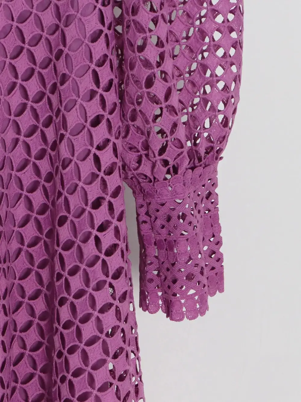Balanced Detail Lace Long Sleeve Midi Dress