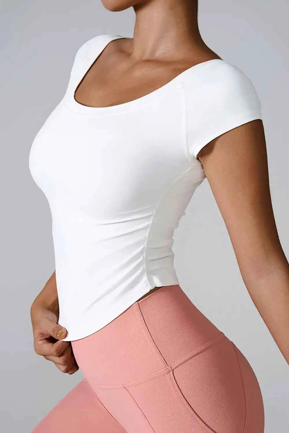 Round Neck Short Sleeve Active T-Shirt