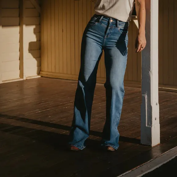 Women's Clean Line Classic Jeans