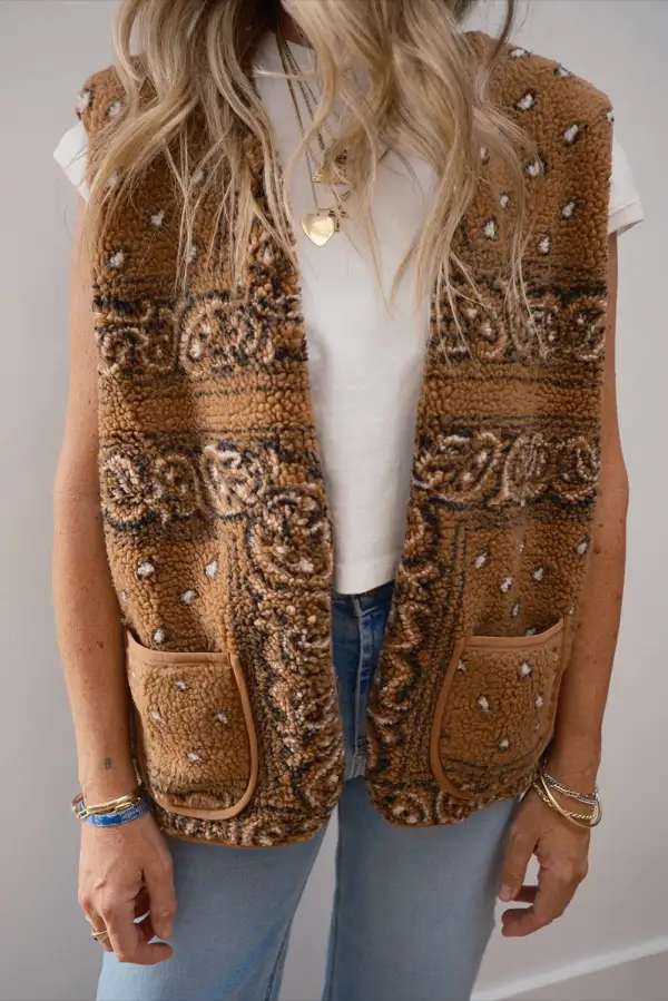Paisley Print Pocketed Western Sherpa Vest