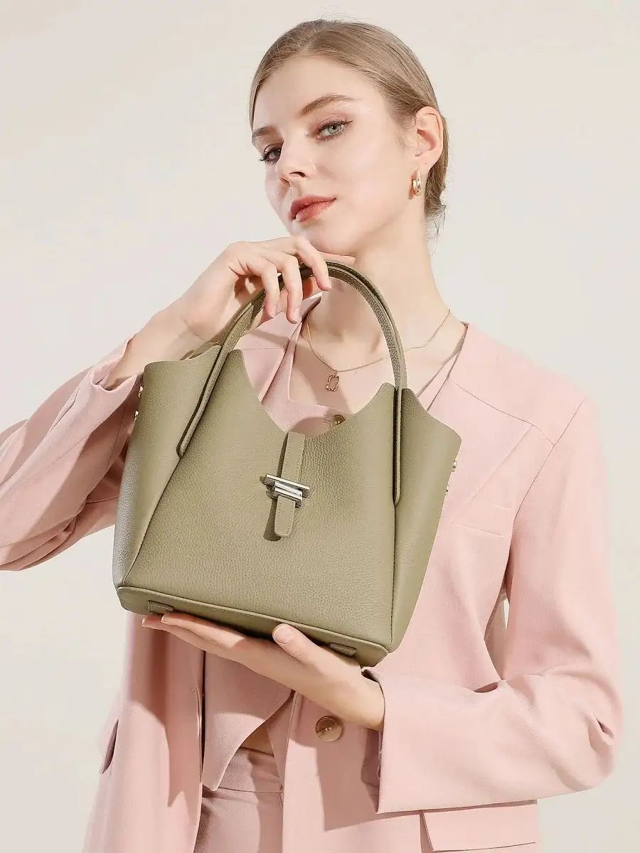 Premium Genuine Leather Bucket Bag Spacious Versatile