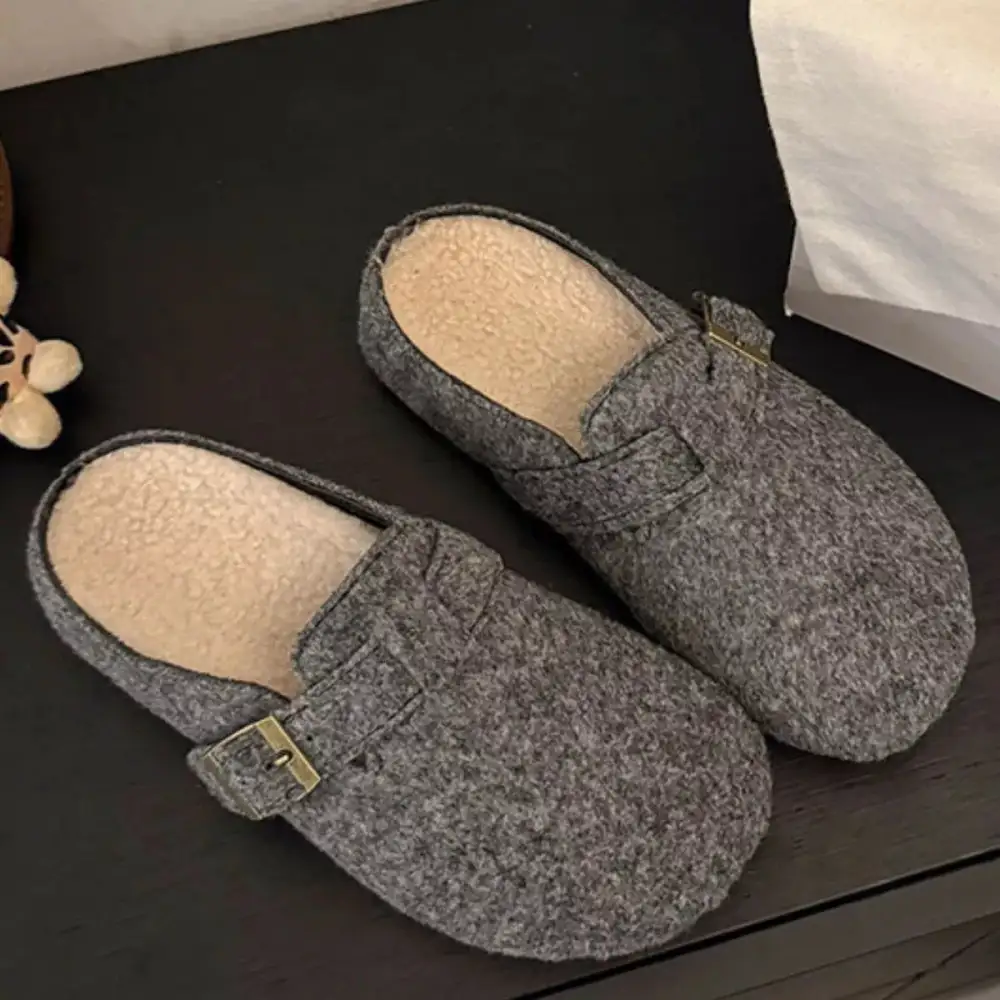 Buckle Decor Round Toe Slippers