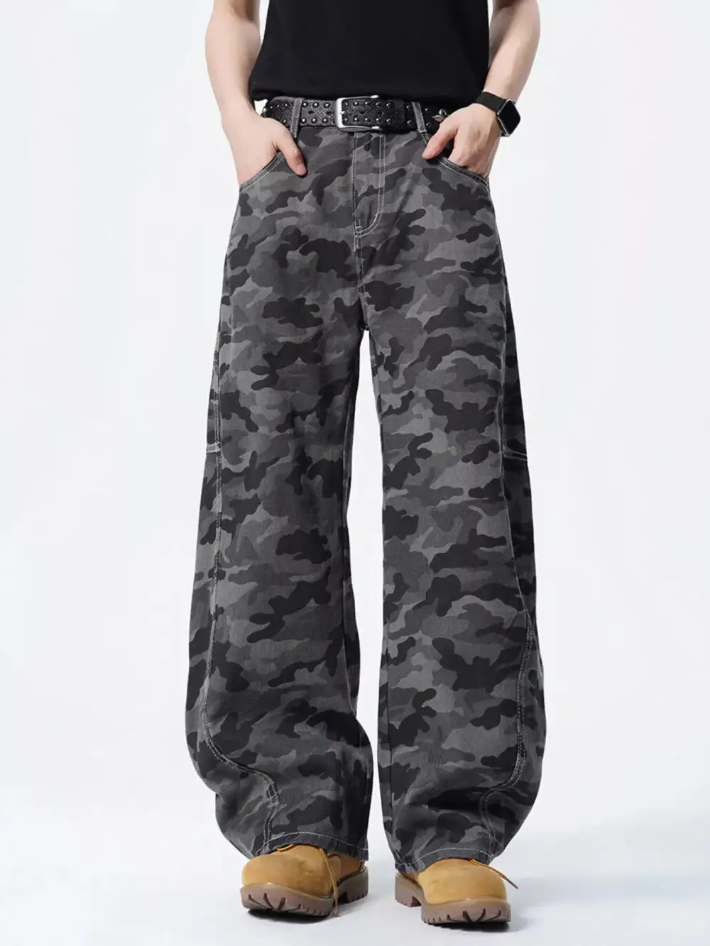 Men's Full Size Loose Fit Camouflage Cargo Pants