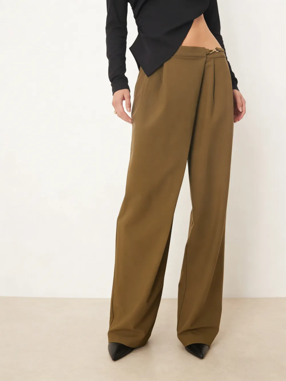 Chic Flowy Tailored Trousers