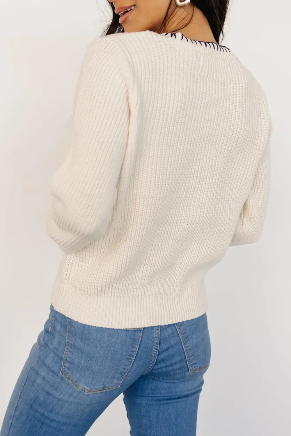 Design Sense For Versatile Commute Cream Top