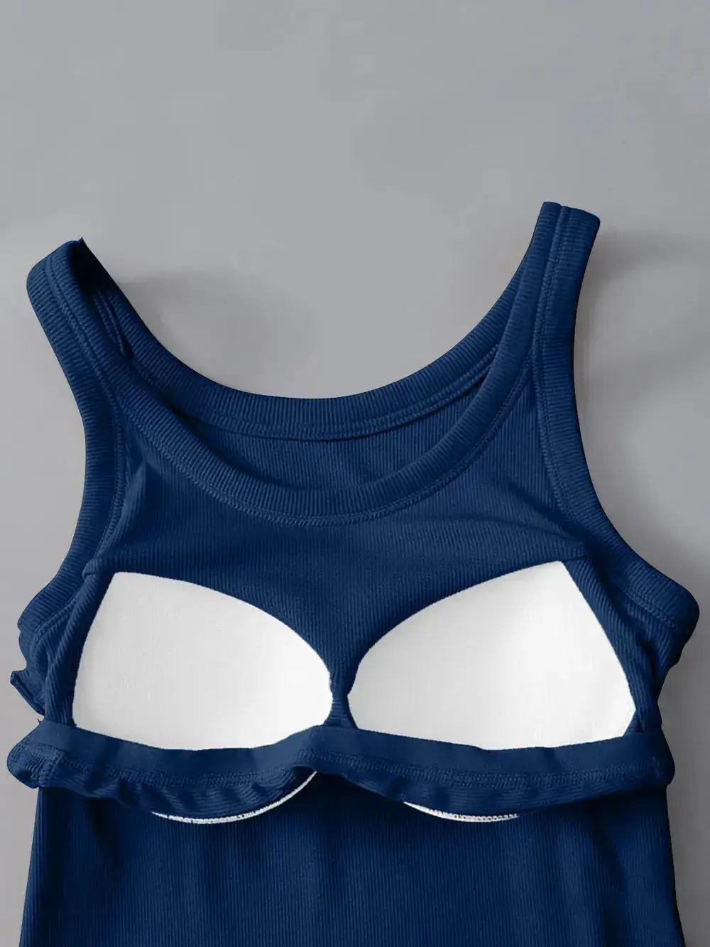 Round Neck With Built