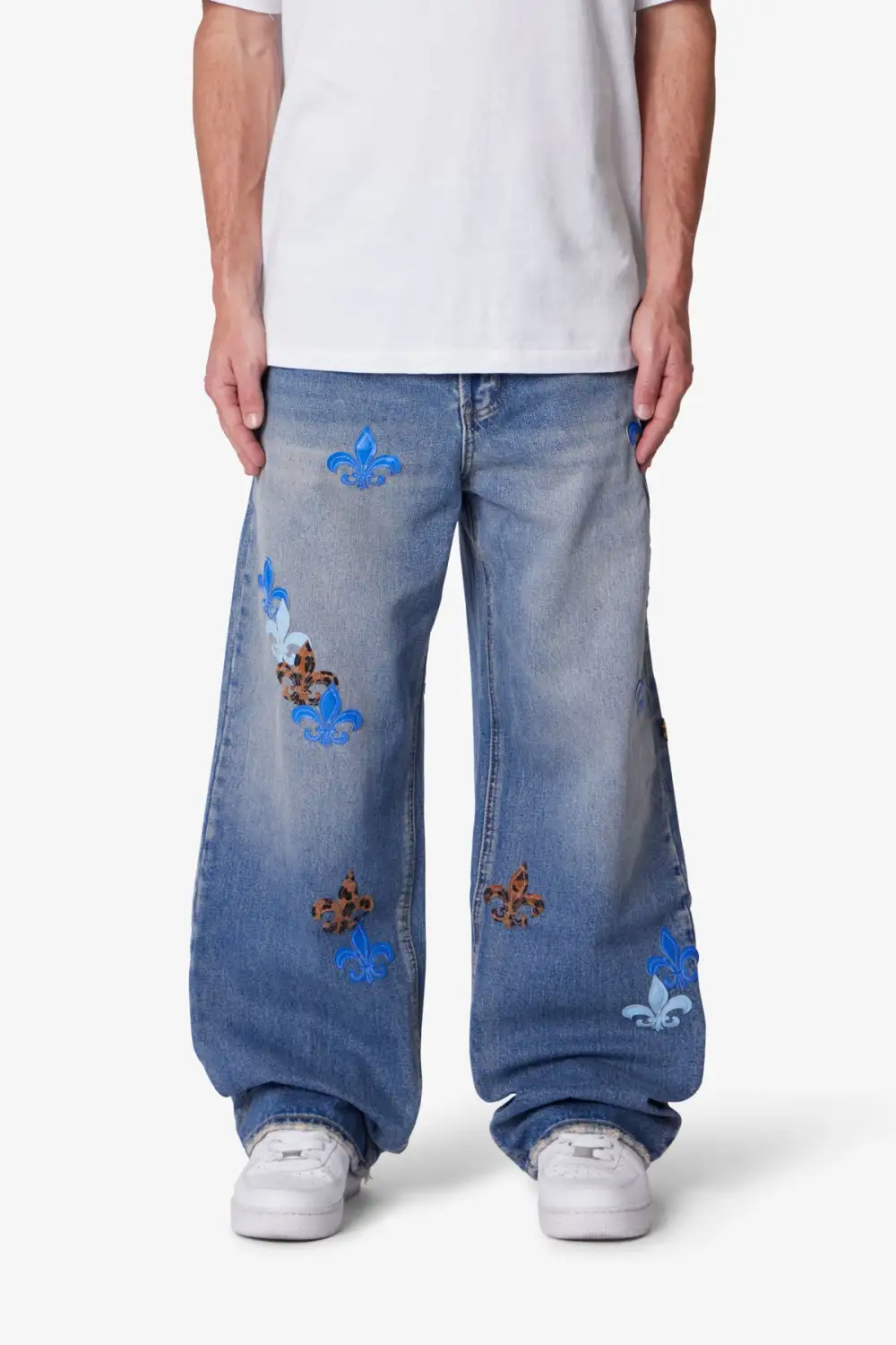 Modern Ultra Baggy Floral Detail Jeans