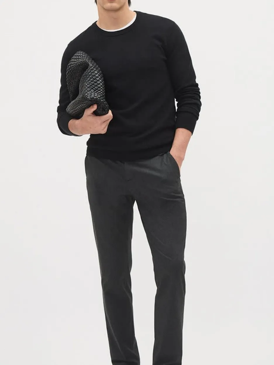 Black Long-Sleeve Crew-Neck Sweater