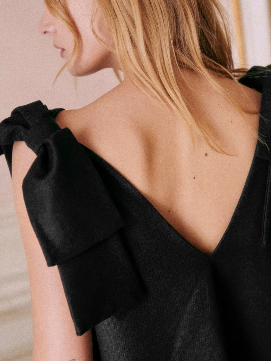 Sexy Style V Neck Dresses