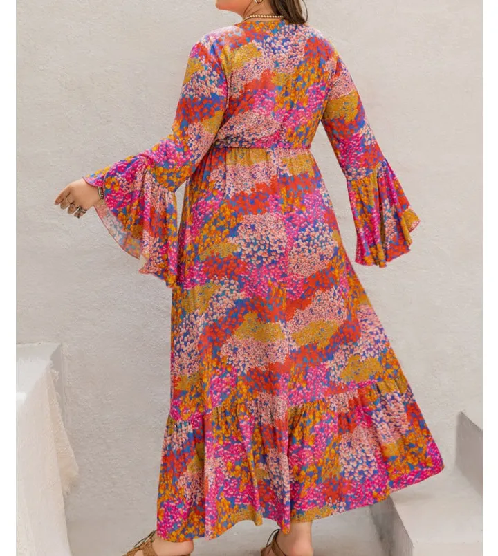 Relaxed Plus Size Printed V Neck Long Sleeve Maxi Dress