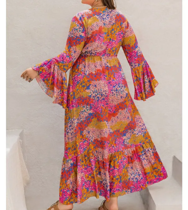 Relaxed Plus Size Printed V Neck Long Sleeve Maxi Dress