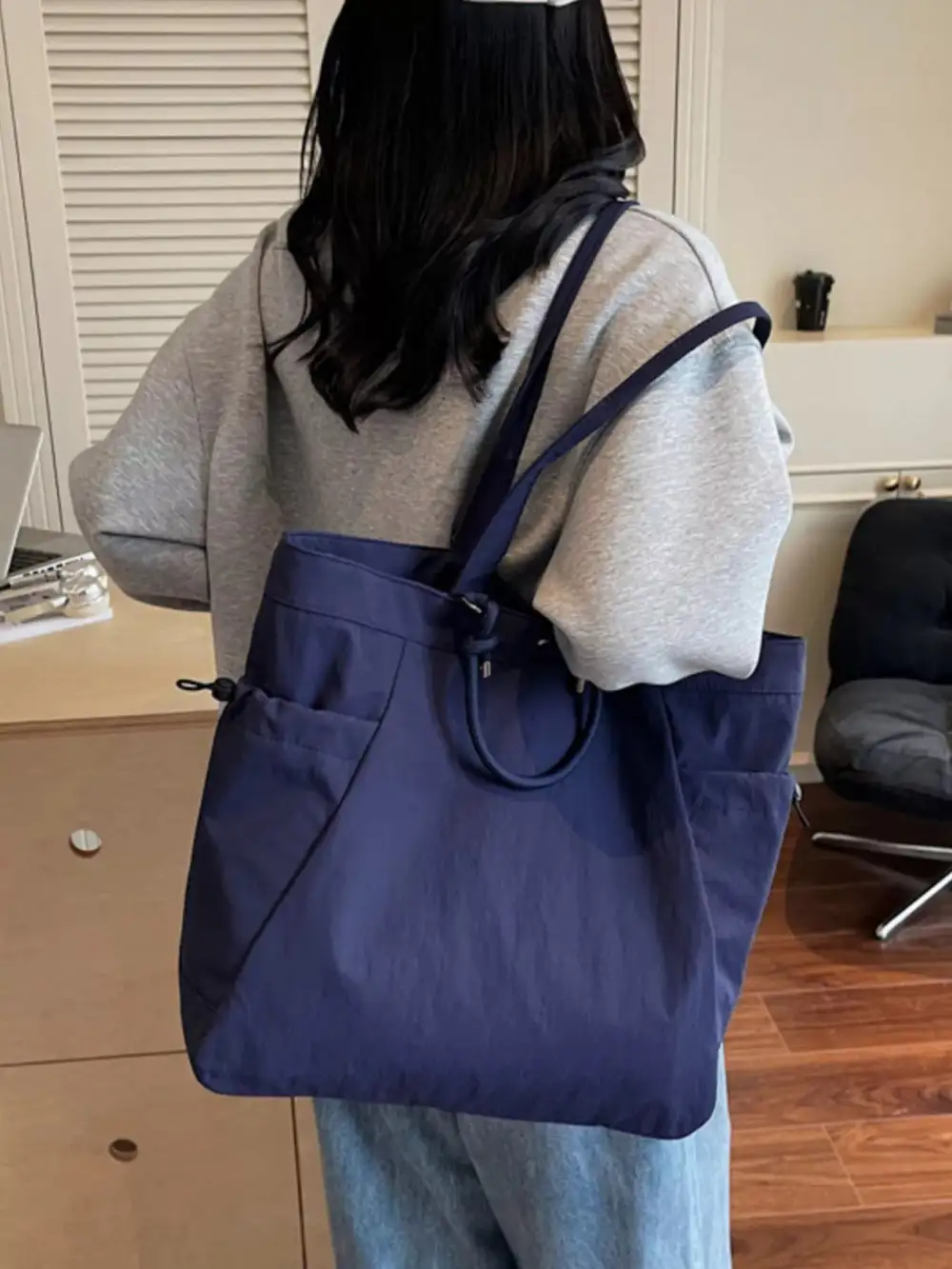 Cap Nylon Shoulder Bag