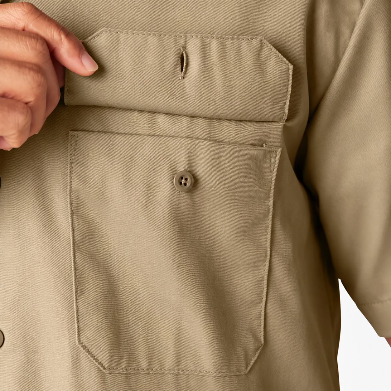 Men’s Classic Fit Short Sleeve Work Shirt, Moisture-Wicking, Chest Pockets
