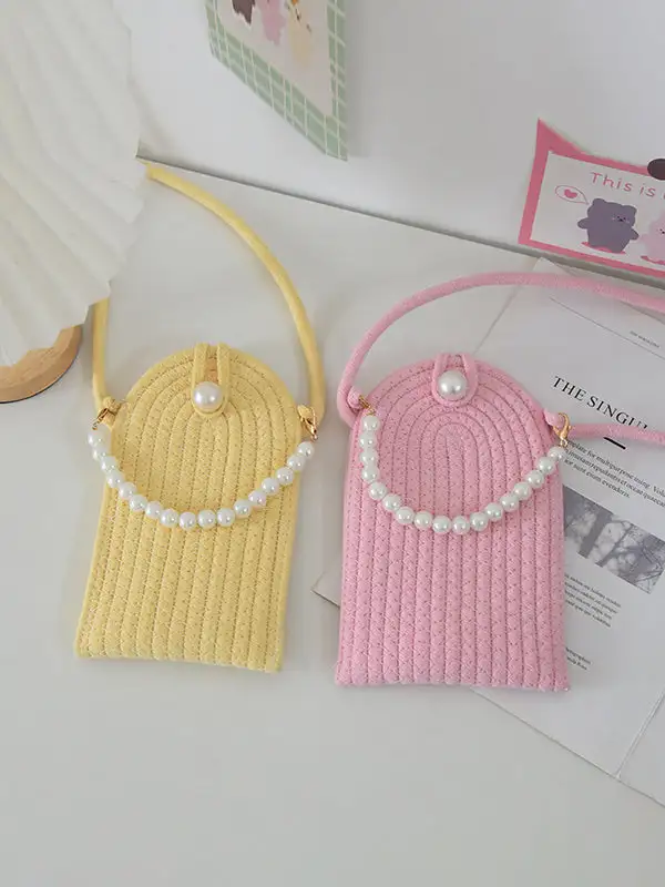 Woven Compact Shoulder Bag
