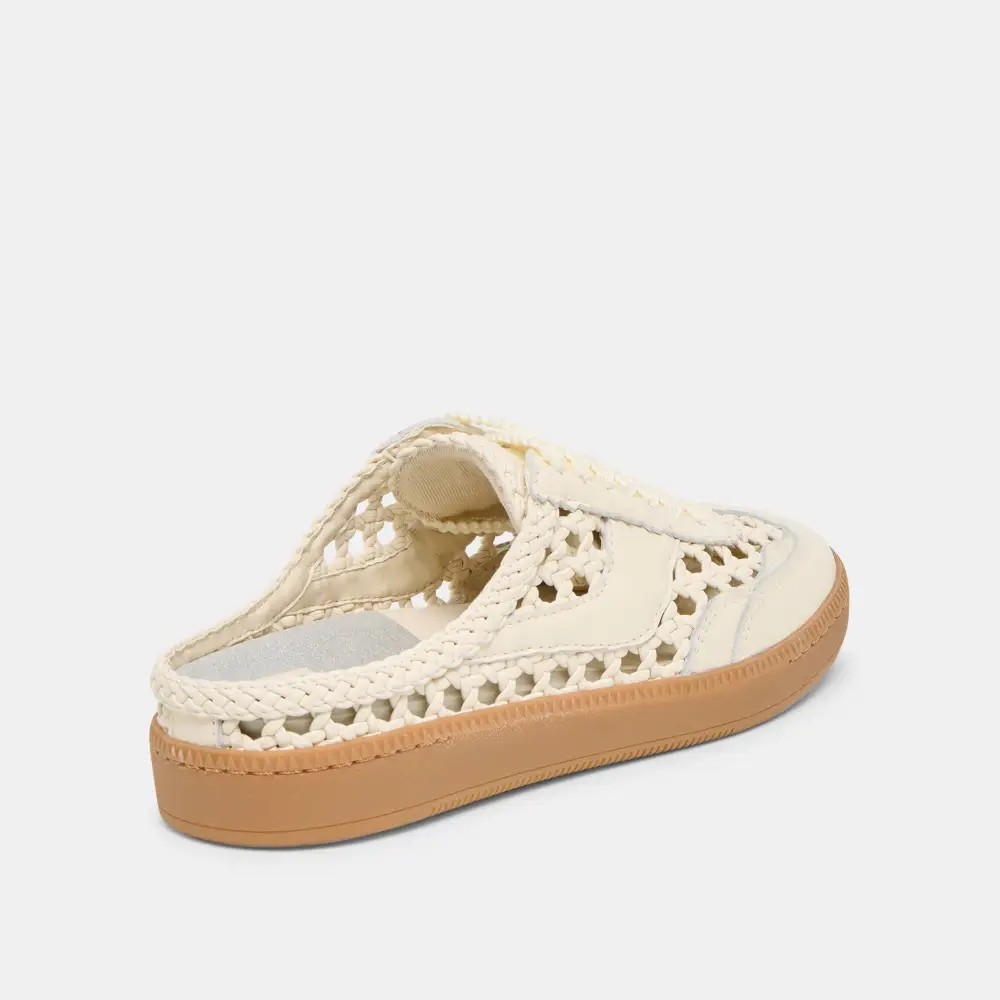 Lace Up Clean Line Sneakers