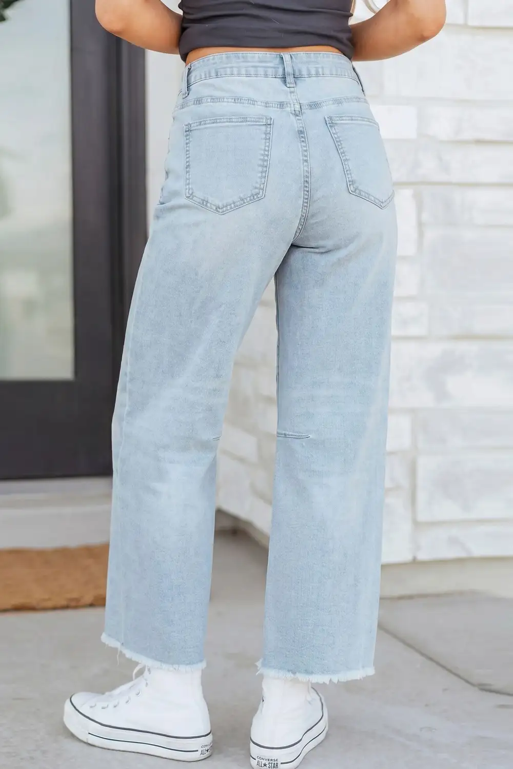 Sequin Detail Patched Graphic Pattern Raw Hem Relaxed Jeans