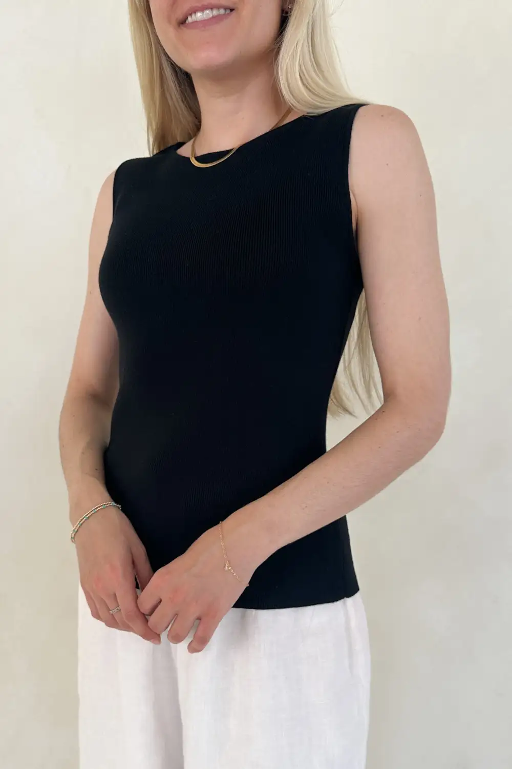 Soft Boat Neck Sleeveless Top