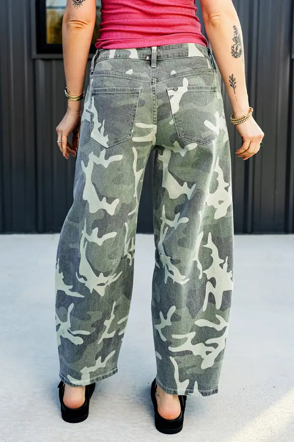 Refined Relaxed Straight Leg Jeans