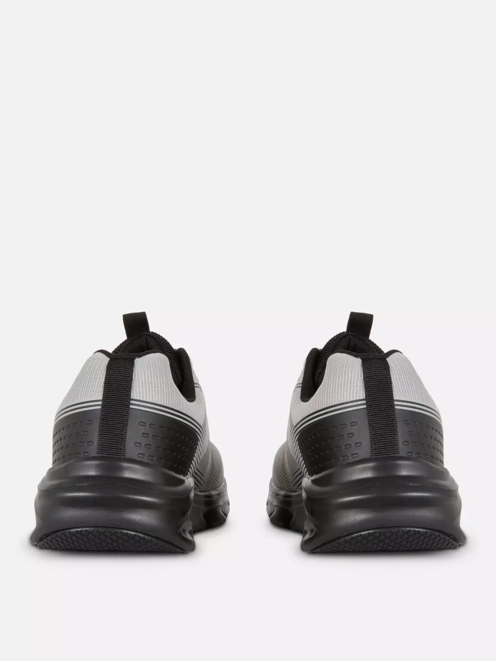 Lightweight And Breathable Mesh Leisure Sports Shoes
