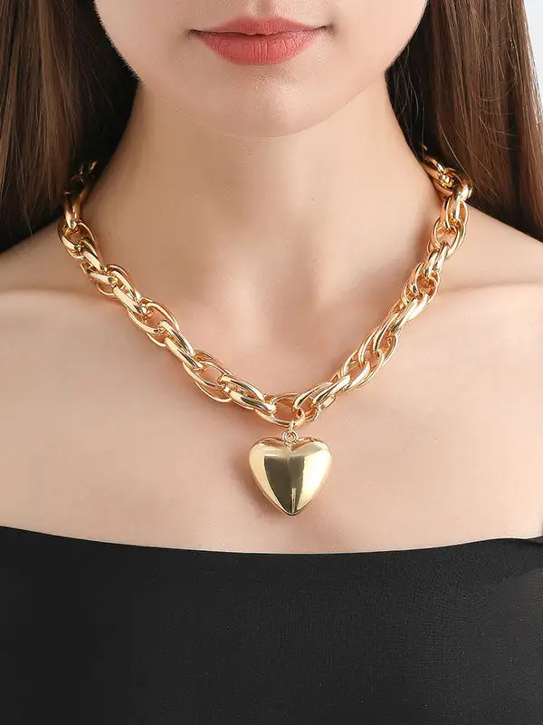 Minimal Chain Heart Motif Necklace