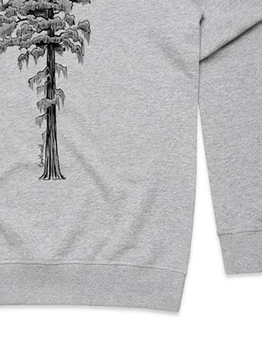 A versatile casual sports shirt with simple tree patterns