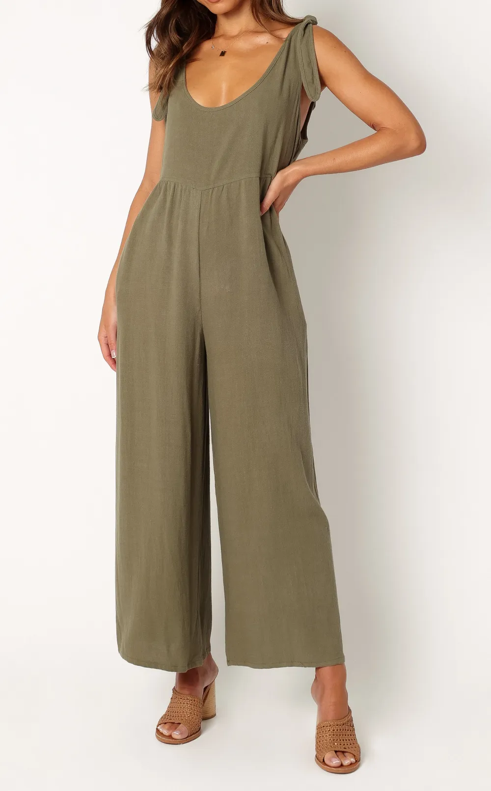 Modern Wide-Leg Pocket Sleeveless Linen Jumpsuit