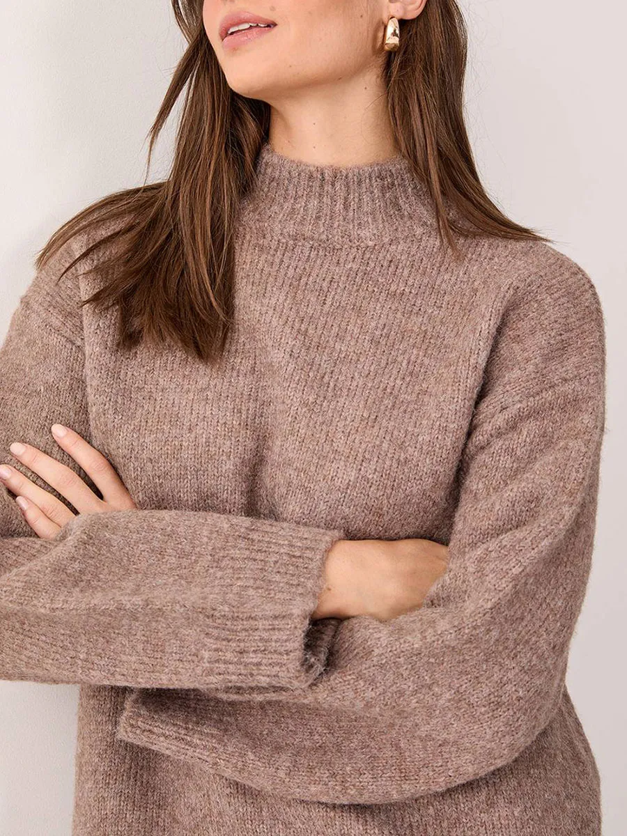 Women'S Fashionable Knitted High-Neck Sweater