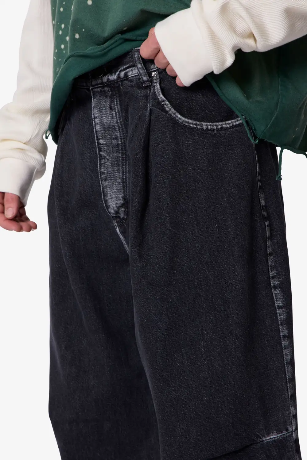 Relaxed Raw Finish Pleated Jeans